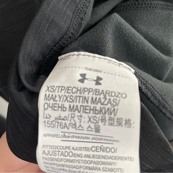 Under Armour half zip top sweatshirt - Picture 3 of 4